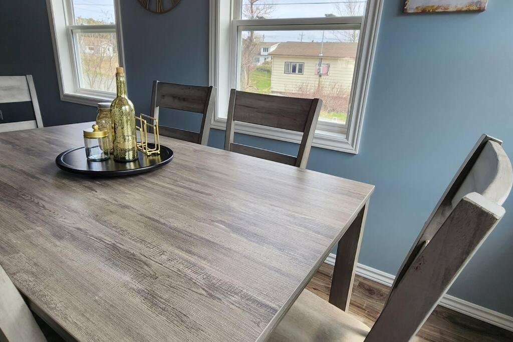 Family Ties Vacation Home - Rossy House Twillingate Ngoại thất bức ảnh