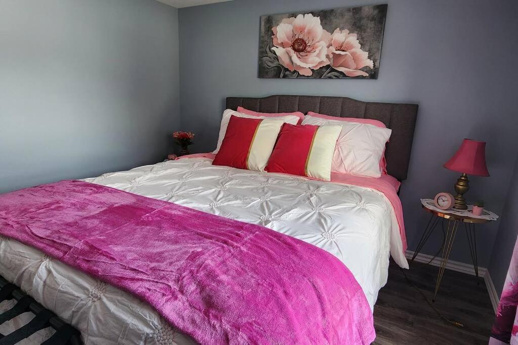 Family Ties Vacation Home - Rossy House Twillingate Ngoại thất bức ảnh